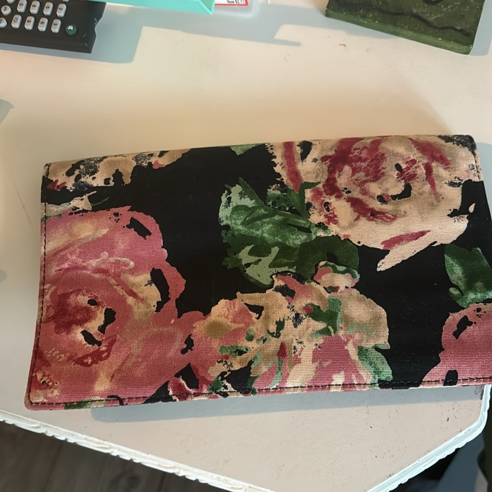 Gorgeous envelope purse. Purchased at Talbots - Picture 4 of 4